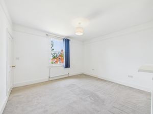 Bedroom- click for photo gallery